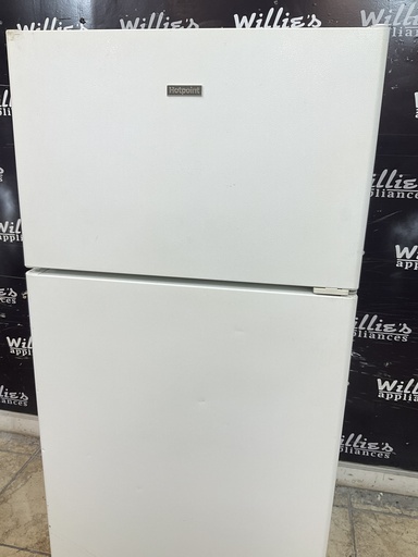 [105895] Hotpoint Used Refrigerator Top and Bottom 28x61 1/2” (White) 