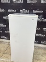 Kenmore Used Freezer Upright 21 1/3” x 47 (White) 