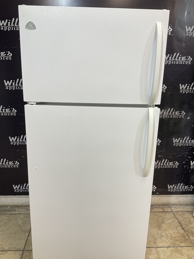 [105955] White Westinghouse Used Refrigerator Top and Bottom 30x65 1/2” (White) 
