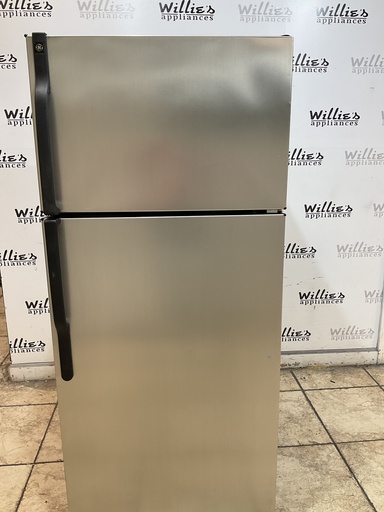 [105965] Frigidaire Used Refrigerator Top and Bottom 28x64 1/2” (Stainless Steel)