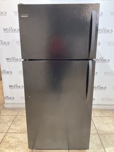 [105996] Frigidaire Used Refrigerator Top and Bottom 28 1/2” x 64” (black) 