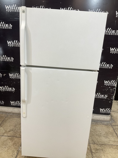 [106094] Ge Used Refrigerator Top and Bottom 28x62 (White)