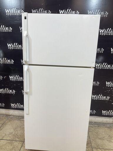 [106209] Hotpoint Used Refrigerator Top and Bottom 28x61 1/2” (White) 