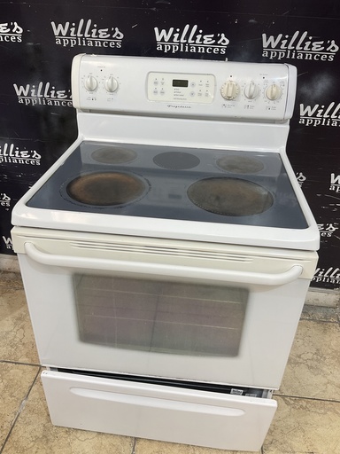 [106329] Frigidaire Used Electric Stove 220volts (40/50 AMP) 30inches {4 prong} (White) 