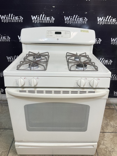 [106396] Ge Used Gas Propane Stove 30inches (Bisque) 