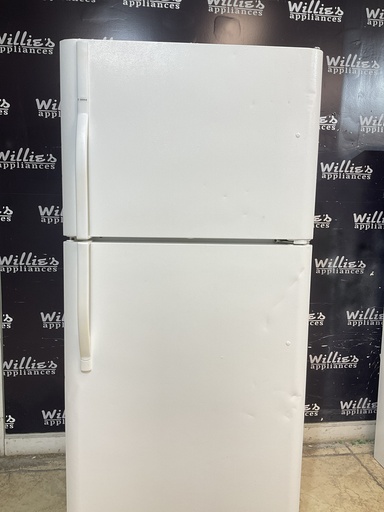 [106455] Kenmore Used Refrigerator Top and Bottom 30x69 (White) 