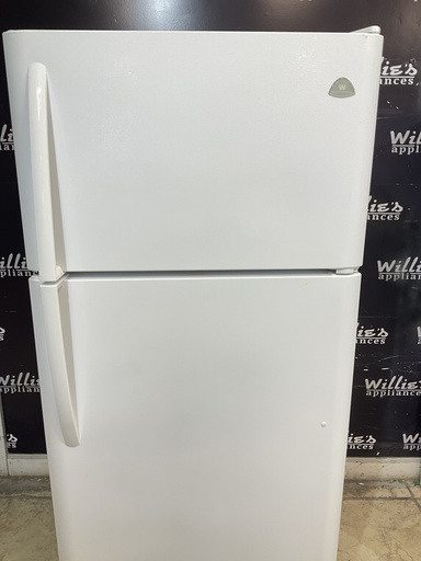 [106482] White Westinghouse Used Refrigerator Top and Bottom 30x66 1/2” (White)