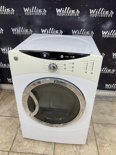 [106647] Lg Used Electric Dryer 220volts (30 AMP) 27inches {4 prong} (White)