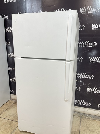 [107154] Ge Used Refrigerator Top and Bottom 28x61 1/2” (white) 