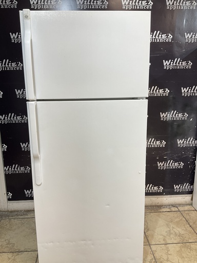 [107168] Ge Used Refrigerator Top and Bottom 28x67 1/2” (White) 