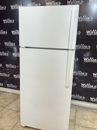 [107610] Ge Refrigerator Top and Bottom 28x67 (White) 