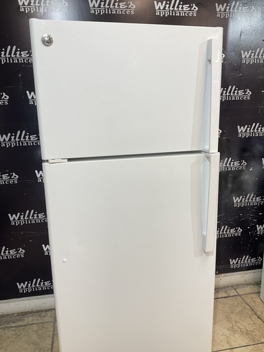 [107755] Ge Refrigerator Top and Bottom 28x66 1/2” (white) 