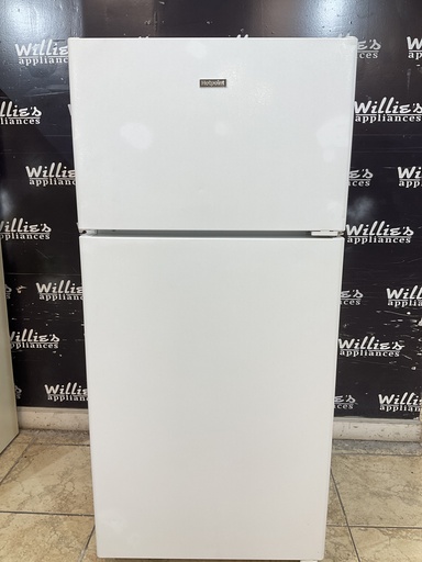 [107781] Hotpoint Refrigerator Top and Bottom 28x61 1/2” (white) 
