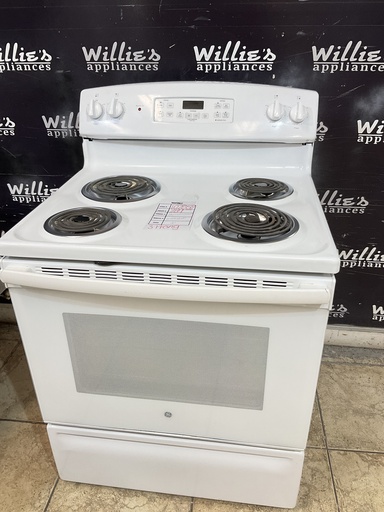 [107852] Ge Electric Stove 220volts (40/50 AMP) 30inches {3 prong} (White) 