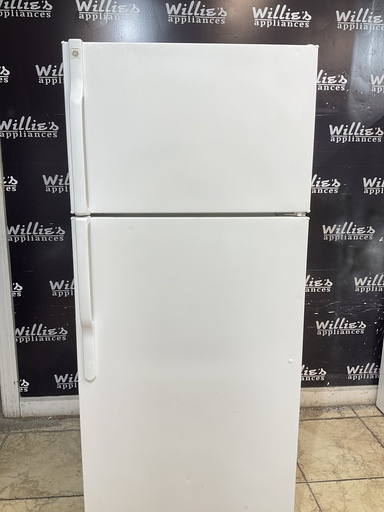 [107927] Ge Refrigerator Top and Bottom 28x64 1/2” (White)