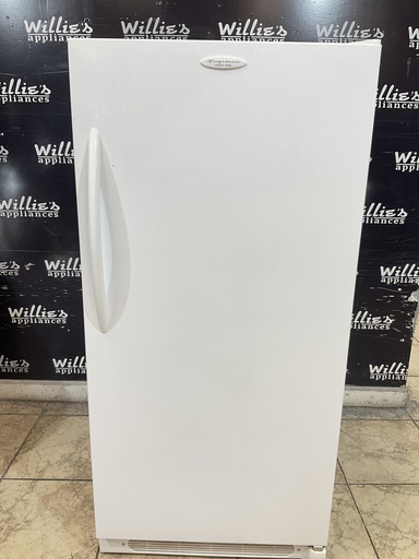 [108400] Frigidaire Freezer Upright 28x59 1/2” (White) 
