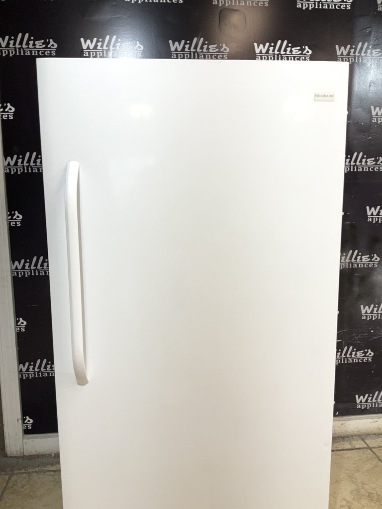 Frigidaire Freezer Upright 34x67 (White) 