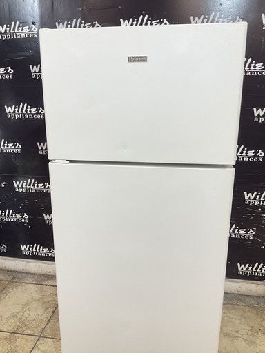 [108904] Hotpoint Refrigerator Top and Bottom 28x61 1/2” (White) 