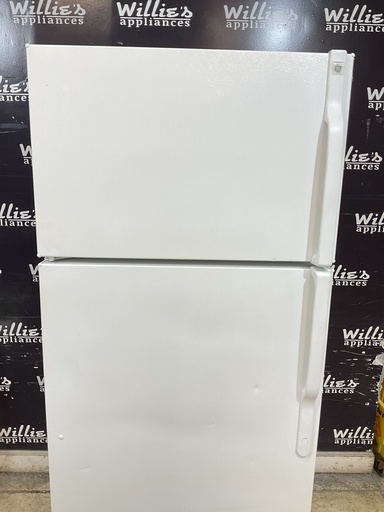 [108897] Ge Refrigerator Top and Bottom 28x67 1/2” (White) 