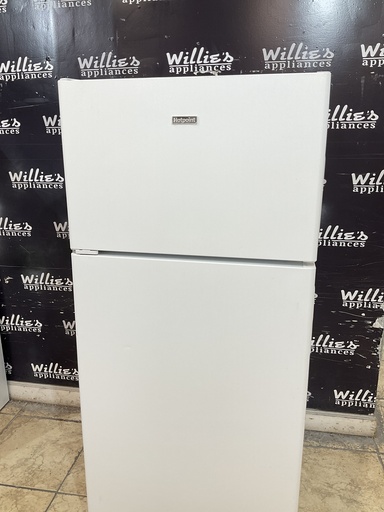 [108920] Hotpoint Refrigerator Top and Bottom 28x61 1/2” (White) 