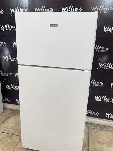 [108982] Hotpoint Refrigerator Top And Bottom 28x61 1/2” (White) 