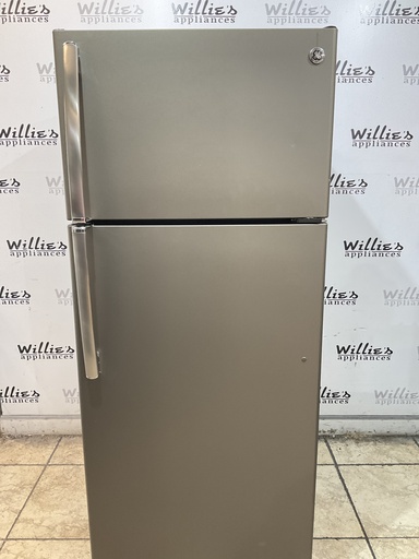 [108983] Ge Refrigerator Top and Bottom 28x66 1/2” (Black Stainless) 