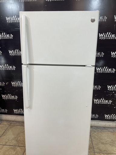 [109004] Ge Refrigerator Top and Bottom28x64 1/2” (White)