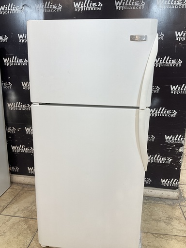 [109097] Frigidaire Refrigerator Top and Bottom 30x65 1/2” (White) 