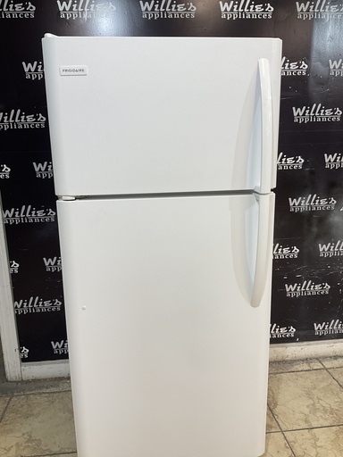 [109101] Frigidaire Refrigerator Top and Bottom 30x66 (White) 